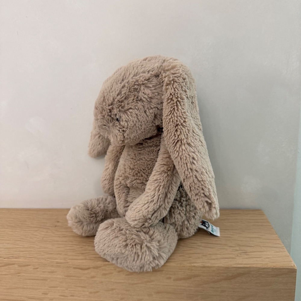 Jellycat Bashful Bunny Plush Stuffed Animal Beige Taupe Medium 12‎ Inch Bunny